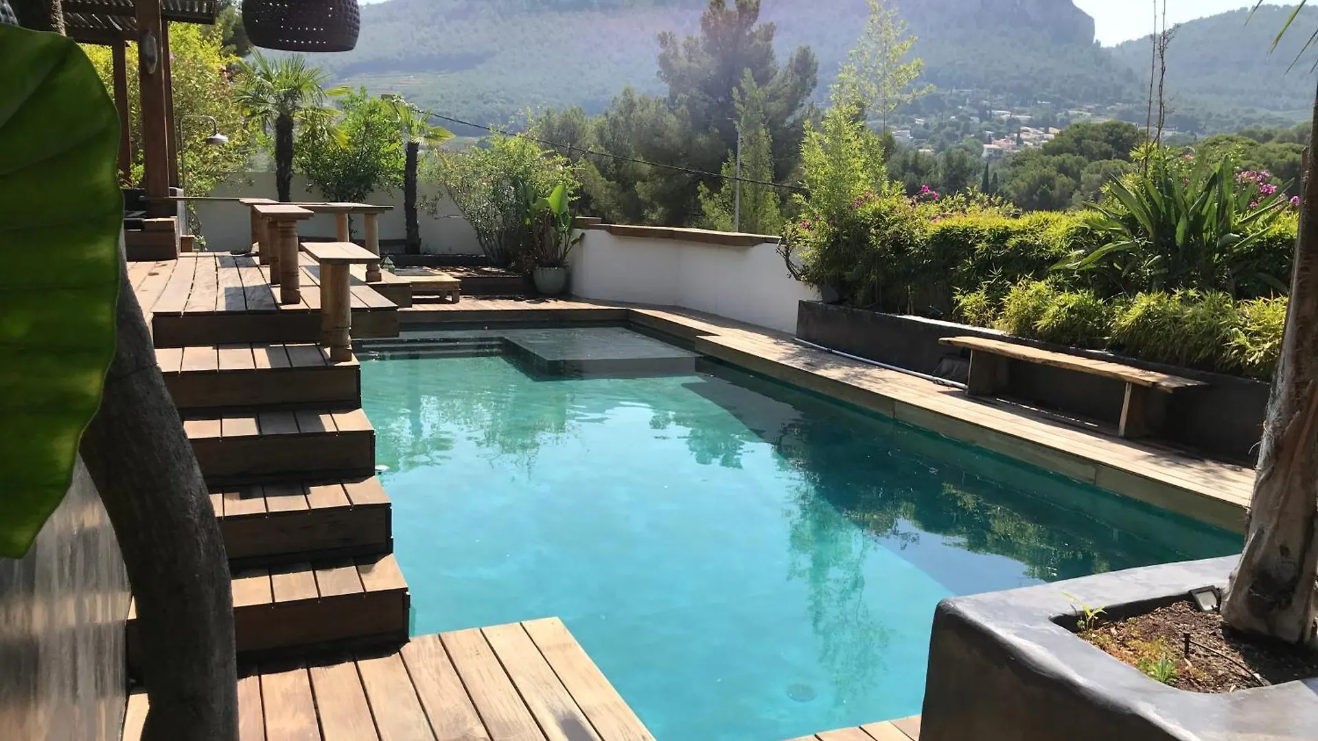 Villa Java Cassis 0*,